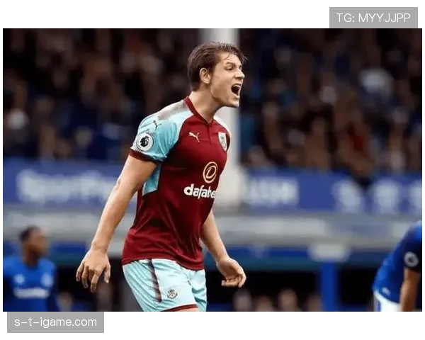 伯恩利边路进攻奏效，强势重返胜利轨道