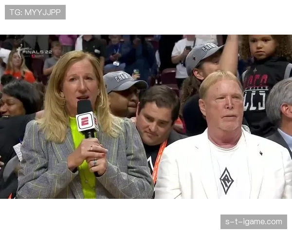 德梅雷·格雷再展风采，助球队斩获关键胜利迎状态回暖