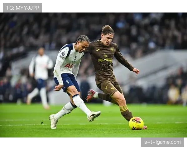 布伦特福德强化防线稳扎稳打,力争英超更佳战绩 布伦特福德强化防线稳扎稳打,力争英超更佳战绩