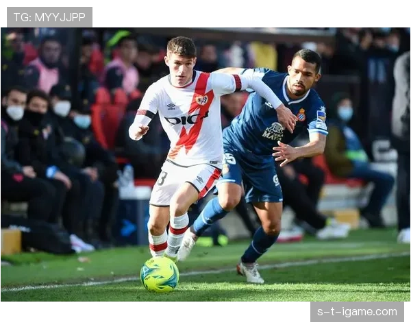 科利塞乌姆主场迎战新挑战,西甲赛季表现引关注 科利塞乌姆主场迎战新挑战,西甲赛季表现引关注