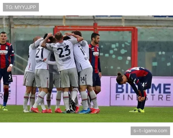 欧洲杯闭幕式盛况空前,球队庆祝冠军归国状态回暖 欧洲杯闭幕式盛况空前,球队庆祝冠军归国状态回暖