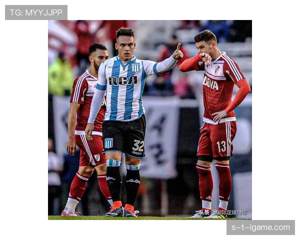 劳塔罗在更衣室的领导作用 劳塔罗在更衣室的领导作用