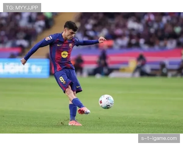 佩德里:巴萨体系中的中场节拍器 佩德里:巴萨体系中的中场节拍器